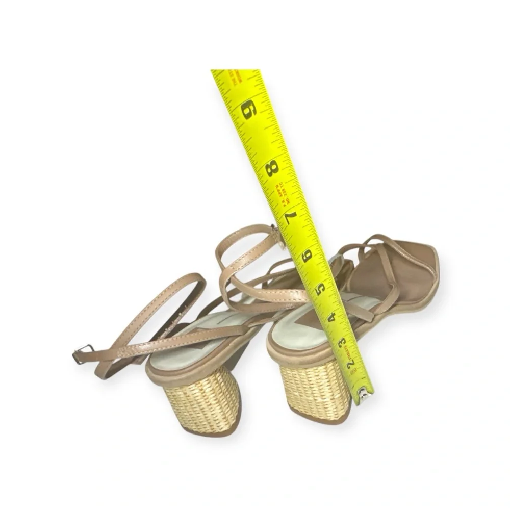 🔥 Dolce Vita Women’s Sandals With Ankle Strap Size 7W NWOB 🔥 - Picture 3 of 5